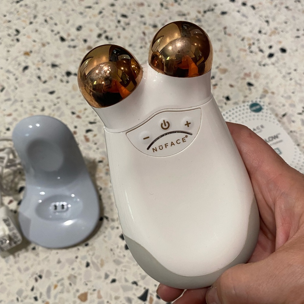 NuFace Trinity Facial Toning Device